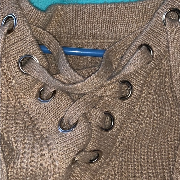 sweater - Picture 2 of 3